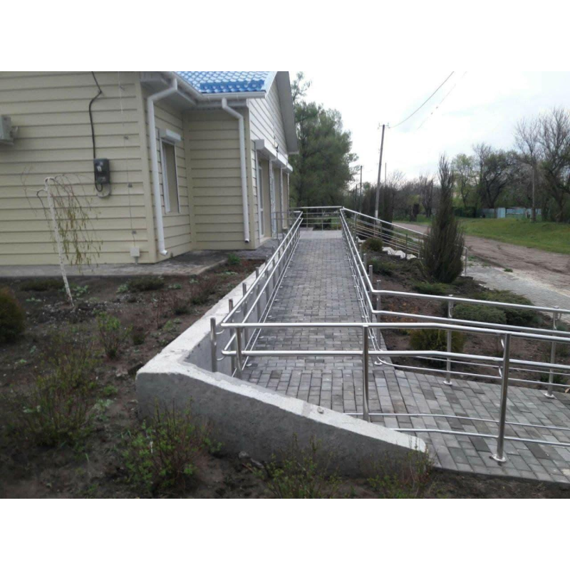 Пандус для інвалідів