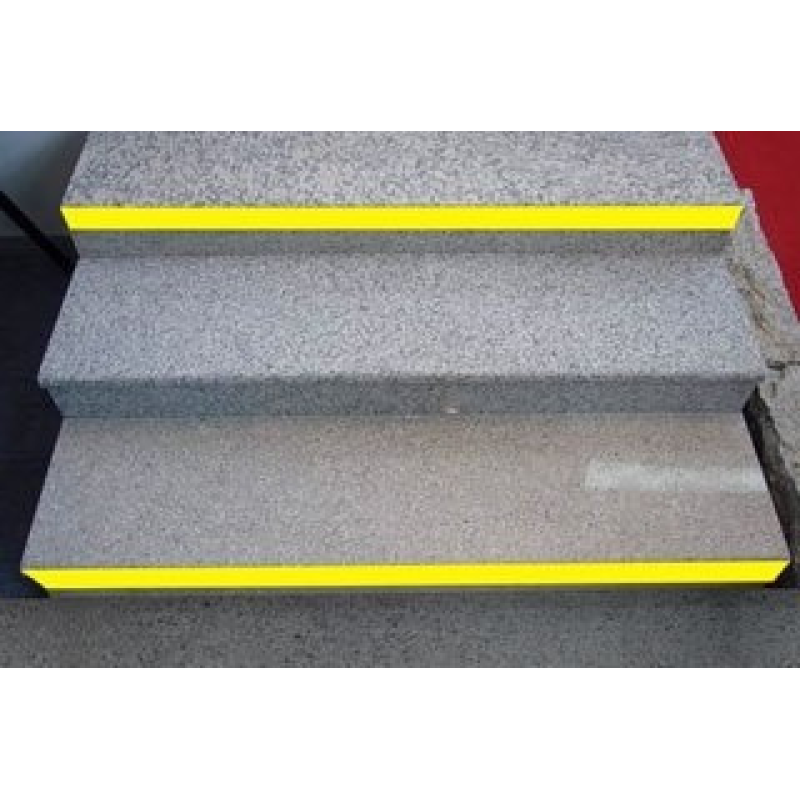 Протиковзка контрастна жовта стрічка